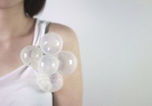 Bubble 泡 2012